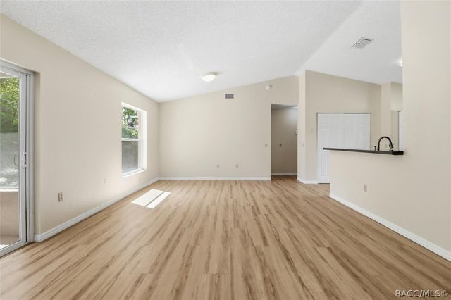 966 W Starjasmine Place, Beverly Hills, FL 34465