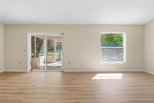 966 W Starjasmine Place, Beverly Hills, FL 34465