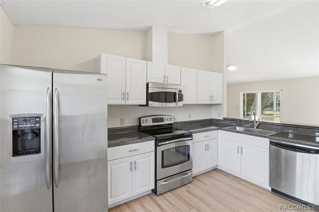 966 W Starjasmine Place, Beverly Hills, FL 34465