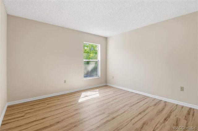 966 W Starjasmine Place, Beverly Hills, FL 34465
