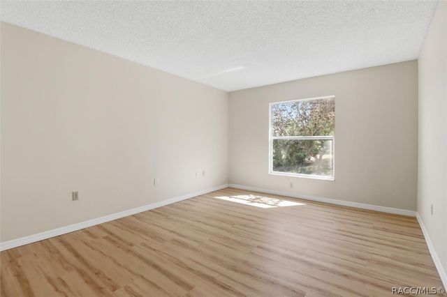 966 W Starjasmine Place, Beverly Hills, FL 34465