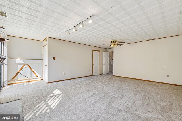 2558 AMBLING CIR, Crofton, MD 21114