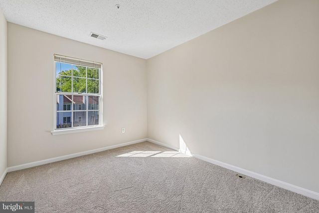 2558 AMBLING CIR, Crofton, MD 21114