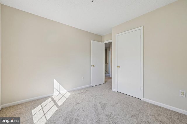 2558 AMBLING CIR, Crofton, MD 21114