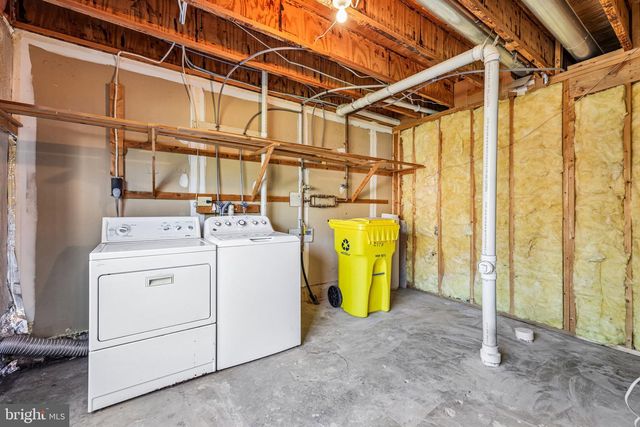 2558 AMBLING CIR, Crofton, MD 21114