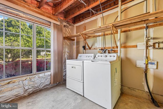 2558 AMBLING CIR, Crofton, MD 21114
