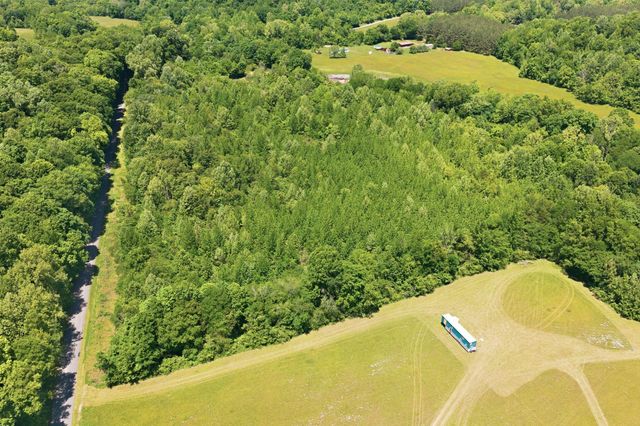 0B Upperstanding Rock RD, Dover, TN 37058