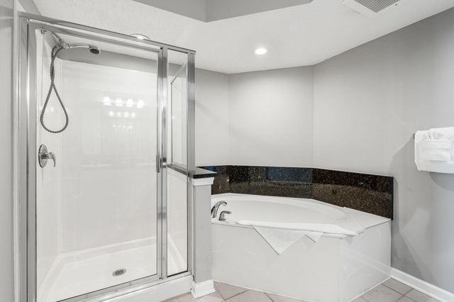 2151 Bridge View Ct Unit 2705, North Myrtle Beach, SC 29582