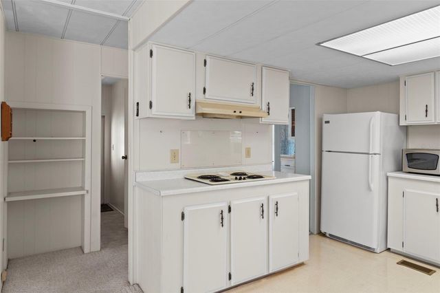 7156 FAIRLANE AVENUE, Brooksville, FL 34613