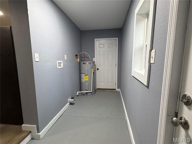 208 E High Street, Steelville, MO 65565