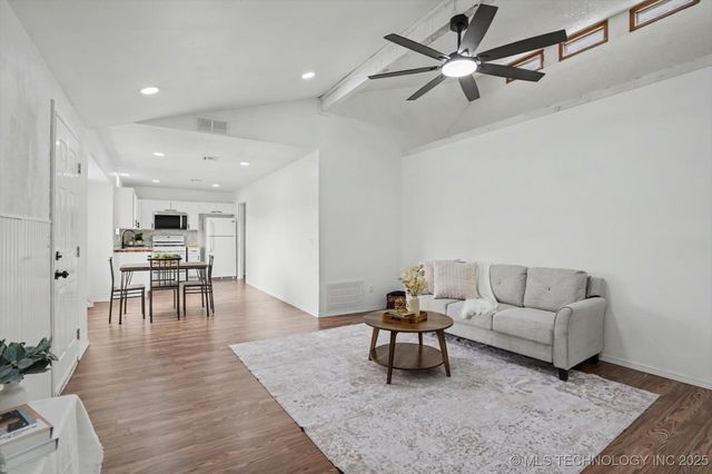 12128 E 30th Place, Tulsa, OK 74129