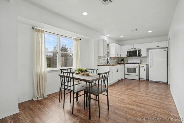 12128 E 30th Place, Tulsa, OK 74129