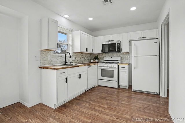 12128 E 30th Place, Tulsa, OK 74129