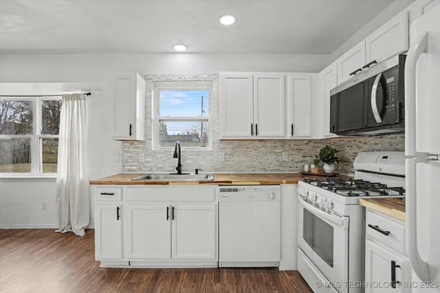 12128 E 30th Place, Tulsa, OK 74129