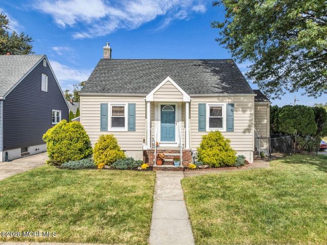 71 Claire Avenue, Woodbridge, NJ 07095