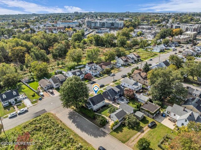 71 Claire Avenue, Woodbridge, NJ 07095