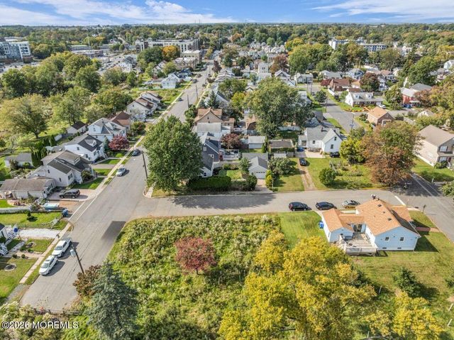 71 Claire Avenue, Woodbridge, NJ 07095
