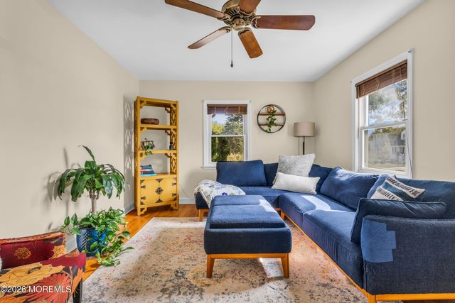 71 Claire Avenue, Woodbridge, NJ 07095