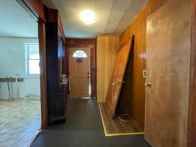 205 West Hamilton Avenue, Ava, MO 65608