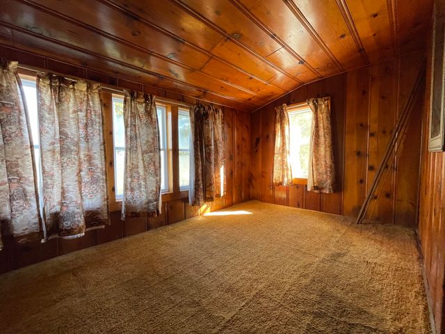 205 West Hamilton Avenue, Ava, MO 65608