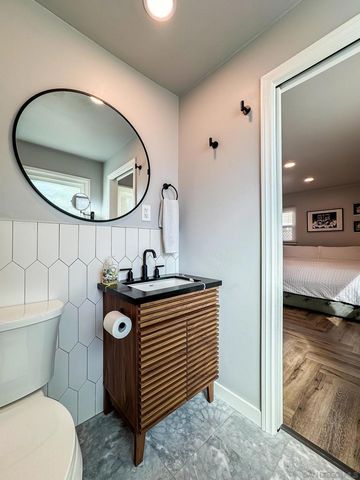 5011 E Mountain View Dr, San Diego, CA 92116