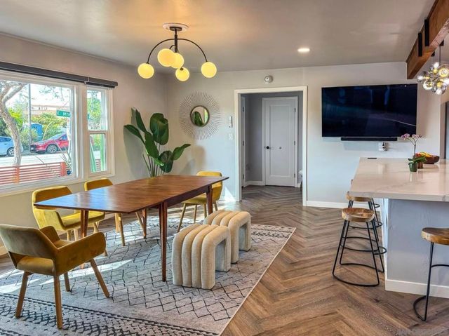 5011 E Mountain View Dr, San Diego, CA 92116