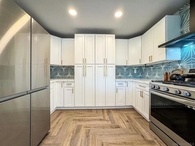 5011 E Mountain View Dr, San Diego, CA 92116