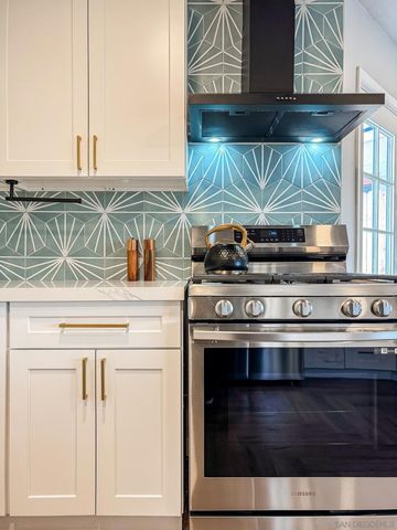 5011 E Mountain View Dr, San Diego, CA 92116