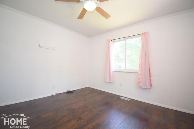 505 Wild Oak Lane, Perry, MI 48872