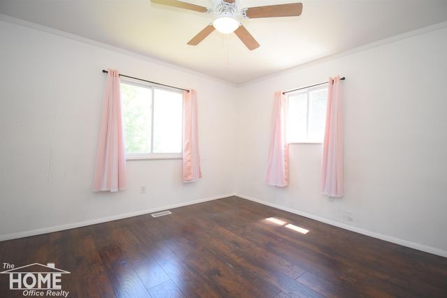 505 Wild Oak Lane, Perry, MI 48872