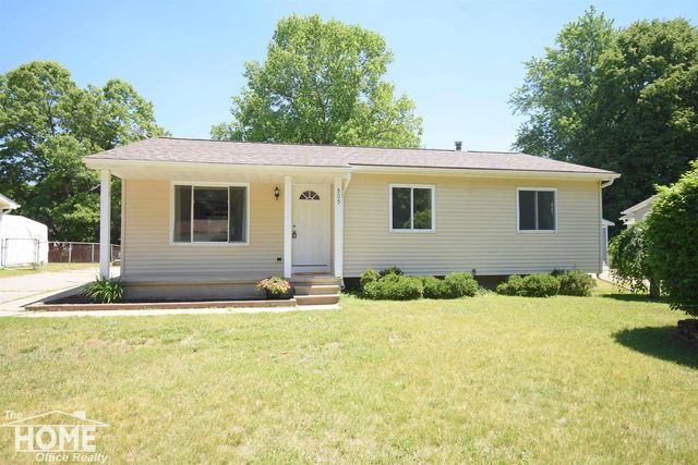 505 Wild Oak Lane, Perry, MI 48872