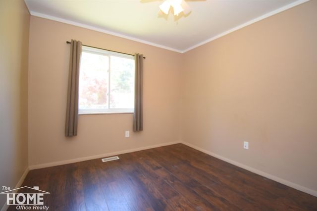 505 Wild Oak Lane, Perry, MI 48872