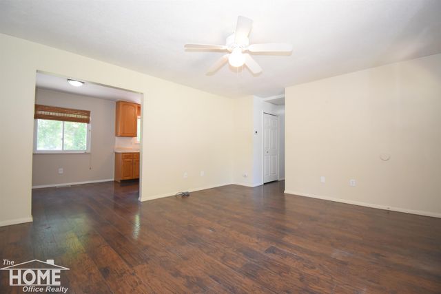 505 Wild Oak Lane, Perry, MI 48872