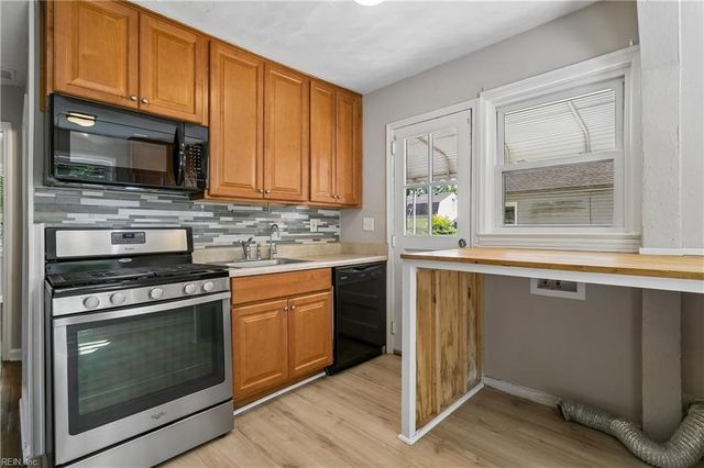 7730 Ruthven RD, Norfolk, VA 23505