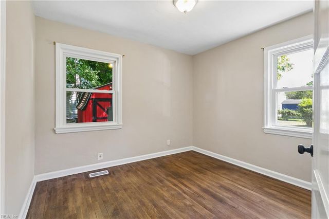 7730 Ruthven RD, Norfolk, VA 23505