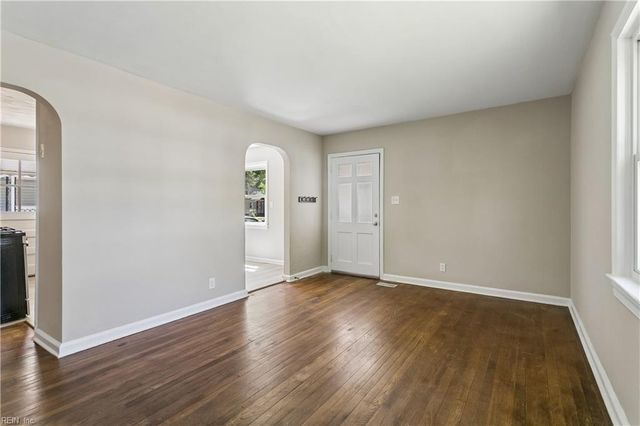 7730 Ruthven RD, Norfolk, VA 23505