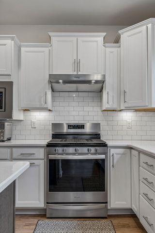 1727 Humphreys Gln, Spring Hill, TN 37174