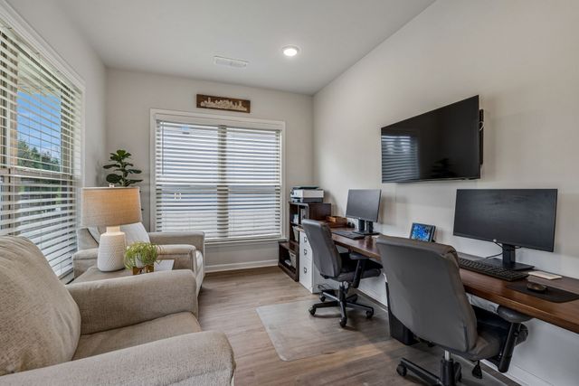 1727 Humphreys Gln, Spring Hill, TN 37174