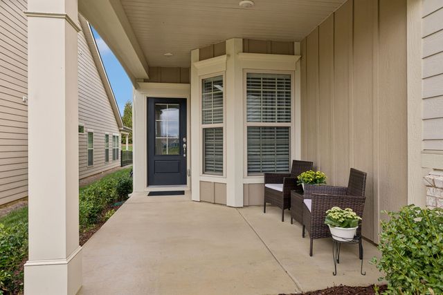 1727 Humphreys Gln, Spring Hill, TN 37174