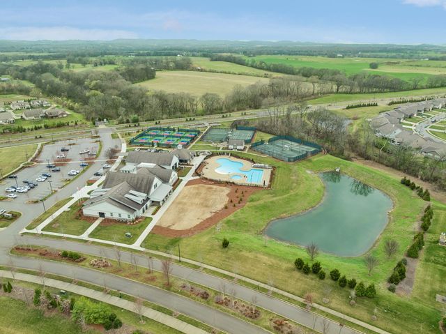 1727 Humphreys Gln, Spring Hill, TN 37174