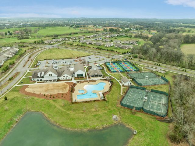 1727 Humphreys Gln, Spring Hill, TN 37174