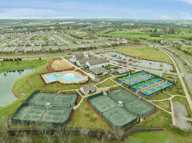 1727 Humphreys Gln, Spring Hill, TN 37174