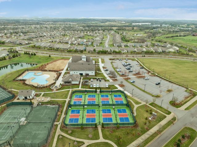 1727 Humphreys Gln, Spring Hill, TN 37174