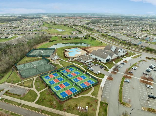 1727 Humphreys Gln, Spring Hill, TN 37174