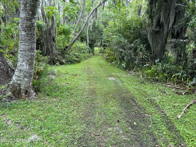 6001 BIRD ISLAND Drive, Lady Lake, FL 32159