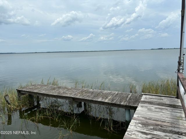 6001 BIRD ISLAND Drive, Lady Lake, FL 32159