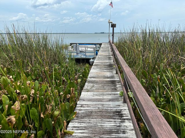 6001 BIRD ISLAND Drive, Lady Lake, FL 32159