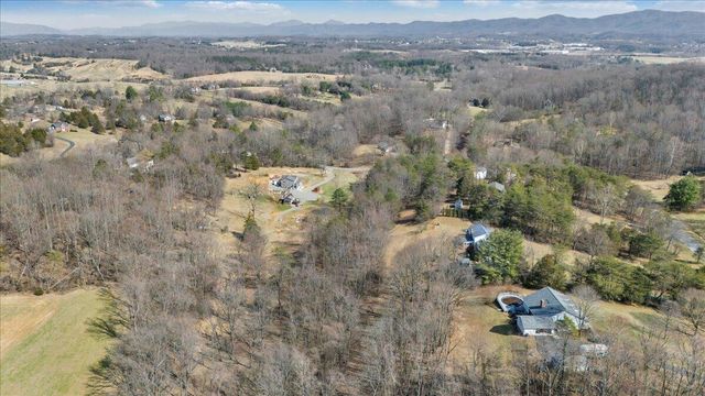 00 Woodridge RD, Troutville, VA 24175
