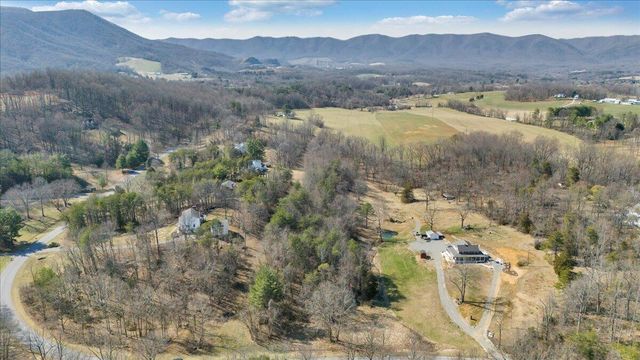 00 Woodridge RD, Troutville, VA 24175