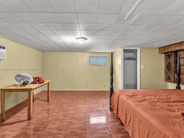 1355 NE 200th Ter, Miami, FL 33179